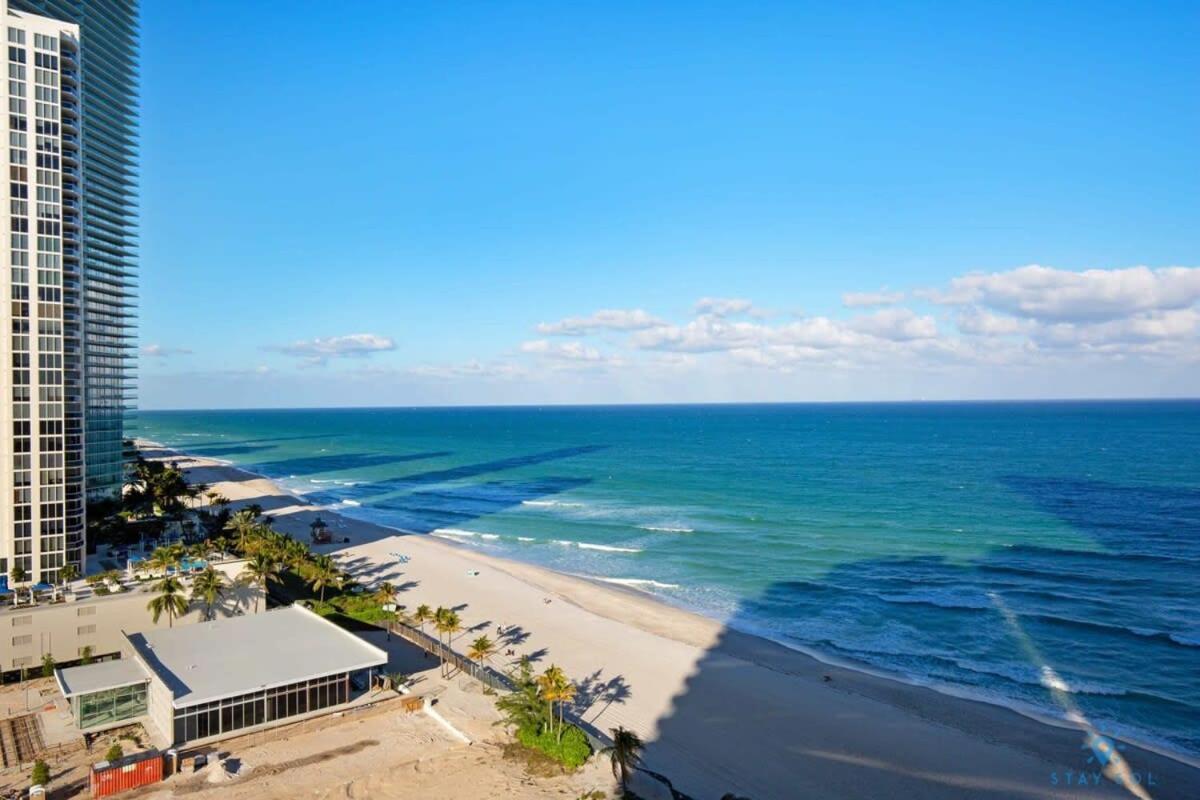 1Br Apartment With Beautiful View Sunny Isles Beach Exterior foto